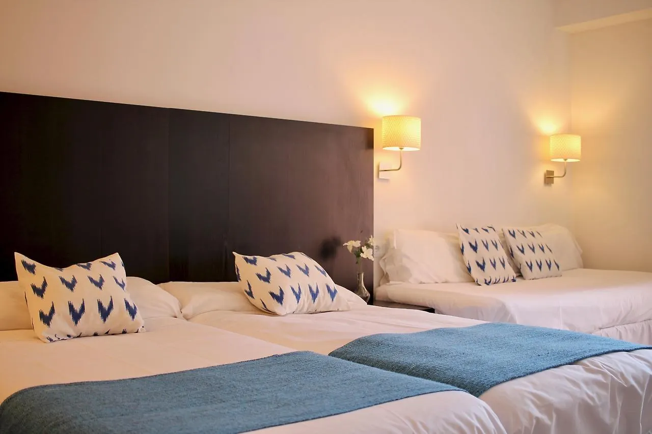 Hostal Jakiton Palma Nova  Spain