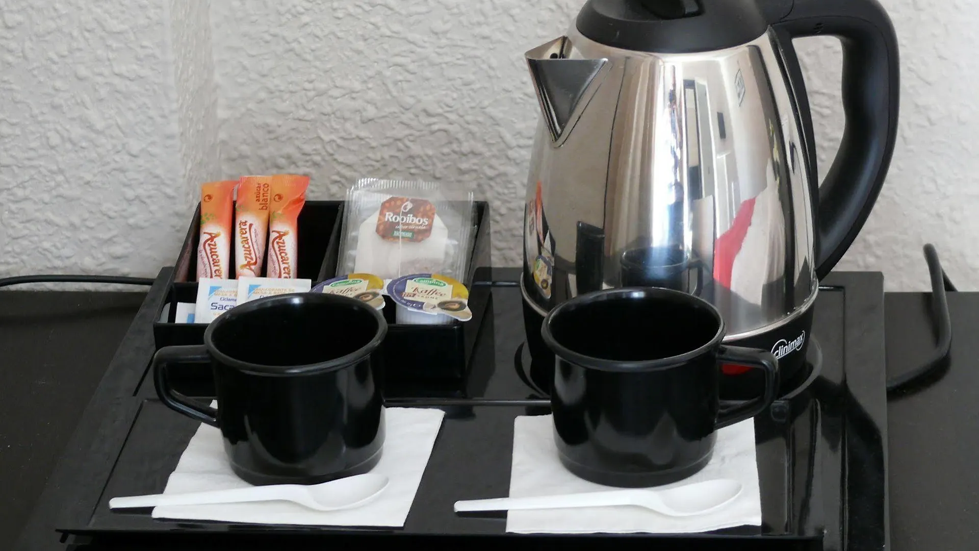 Hostal Jakiton Palma Nova  Spain