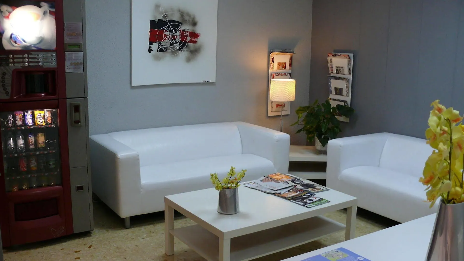 Guest house Hostal Jakiton Palma Nova  Spain